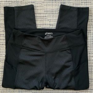 ASICS Capri Leggings with Pockets.